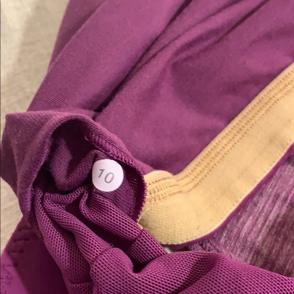 Lululemon - Tank Top - Picture 5 of 6